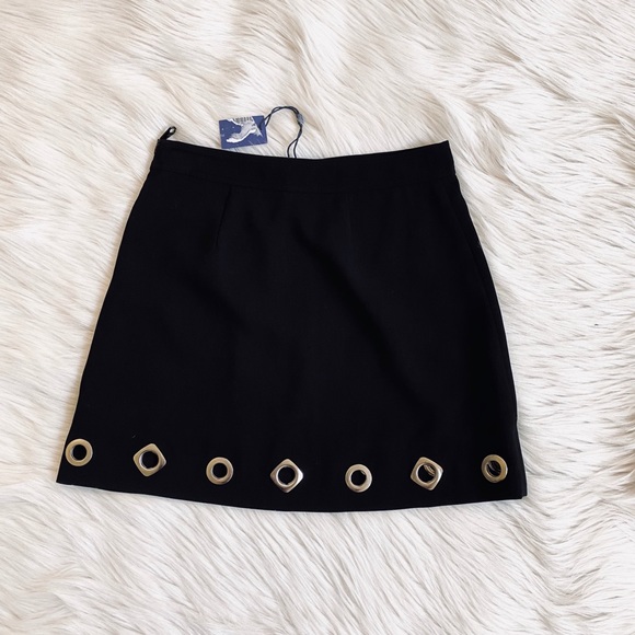 NWT Rebecca Minkoff Grommet Metal Black Mini Skirt - Picture 2 of 5